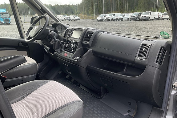 Fiat adria-twin 600 SP 14 of 27