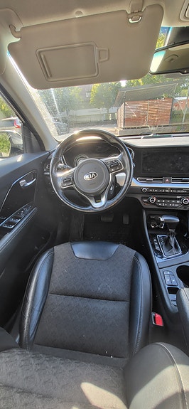 Kia Niro 3 of 9