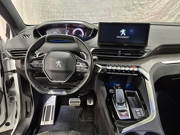 Peugeot 3008 6 of 9