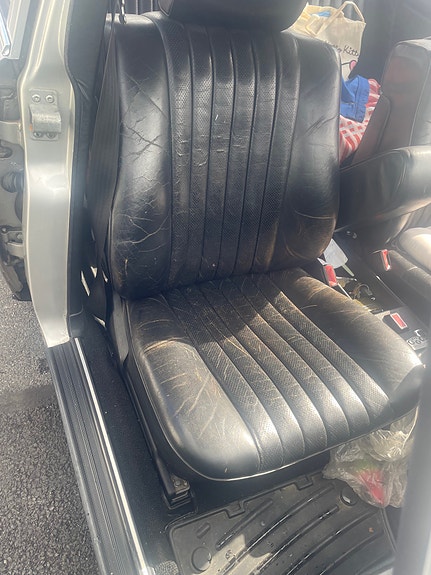 Mercedes-Benz 240 D 8 of 17