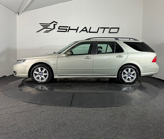 Saab 9-5 8 of 16