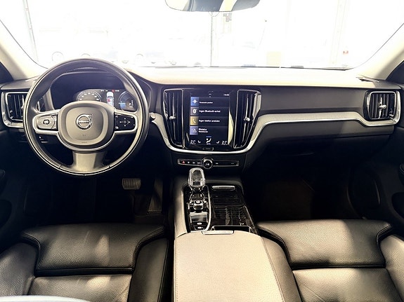 Volvo V60 26 of 30