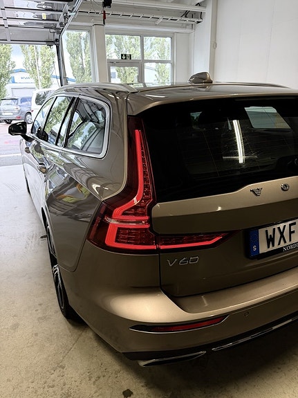 Volvo V60 9 of 30