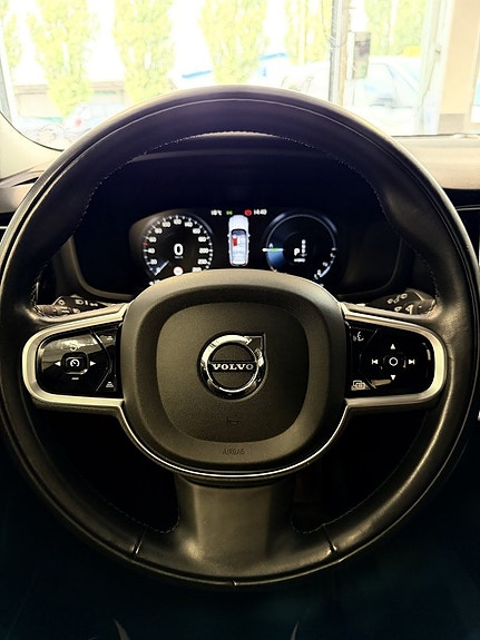 Volvo V60 20 of 30