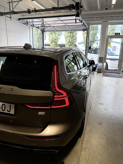 Volvo V60 8 of 30