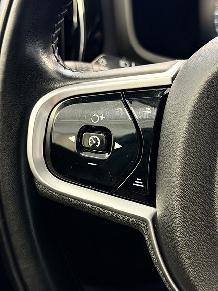 Volvo V60 19 of 30