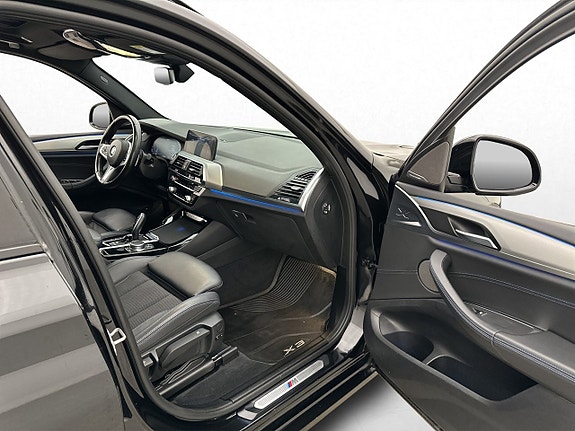 BMW X3 27 of 30