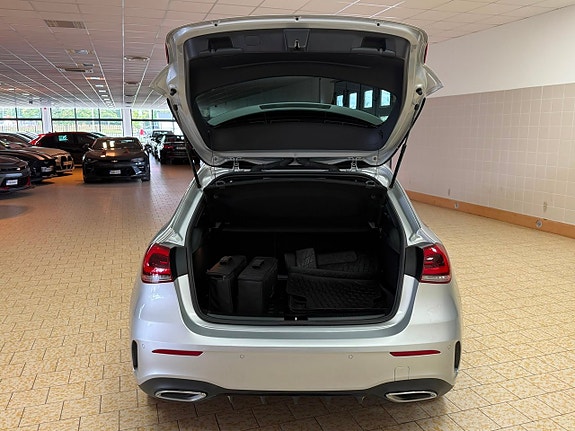 Mercedes-Benz A250 e 11 of 27