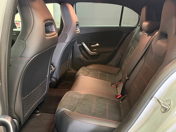 Mercedes-Benz A250 e 15 of 27