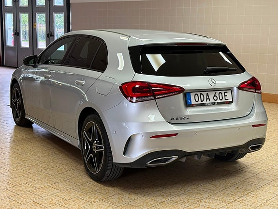 Mercedes-Benz A250 e 5 of 27