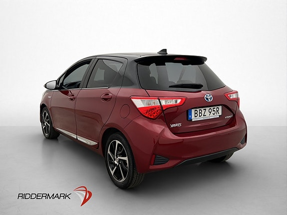 Toyota Yaris 5 of 30