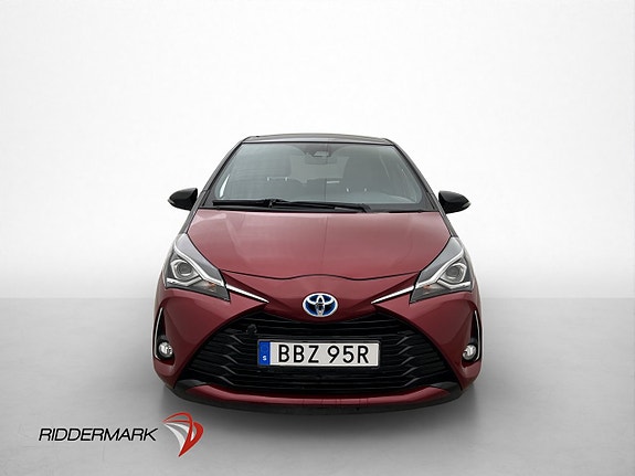 Toyota Yaris 2 of 30