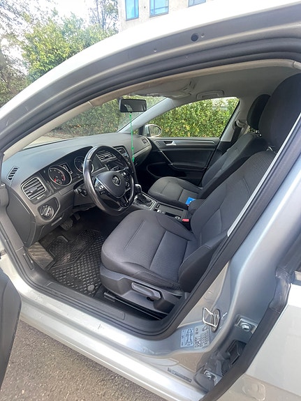 Volkswagen Golf VII 8 of 17