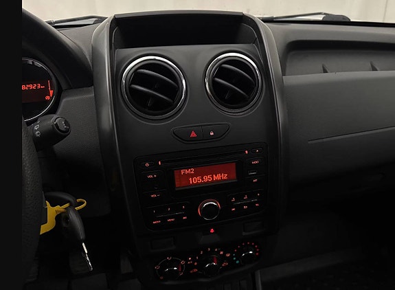 Dacia Duster 11 of 13