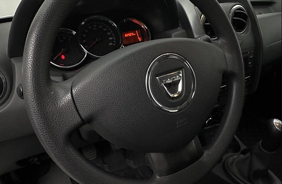 Dacia Duster 13 of 13