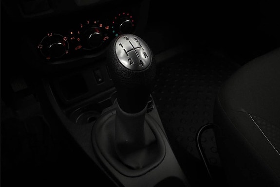 Dacia Duster 12 of 13