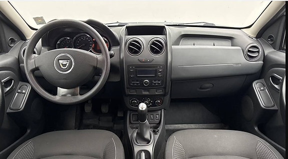 Dacia Duster 7 of 13