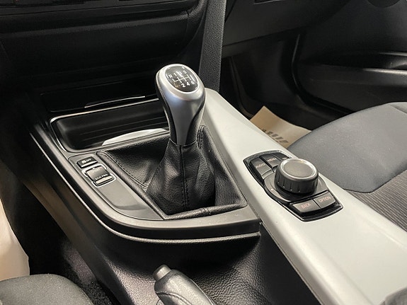 BMW 320d 21 of 26
