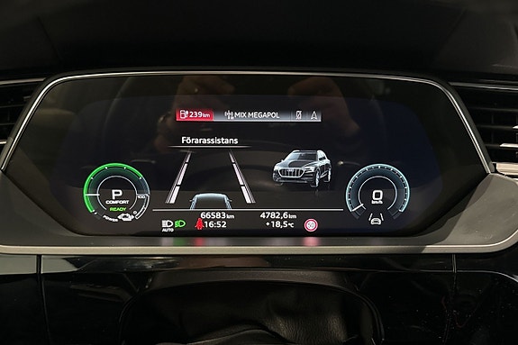 Audi Q8 e-tron 15 of 30