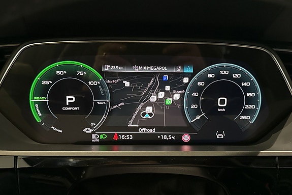 Audi Q8 e-tron 16 of 30
