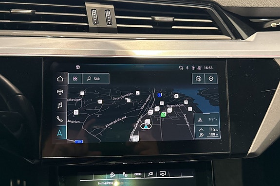 Audi Q8 e-tron 23 of 30