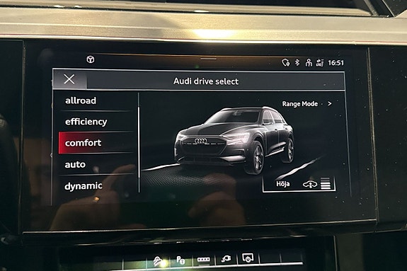 Audi Q8 e-tron 21 of 30