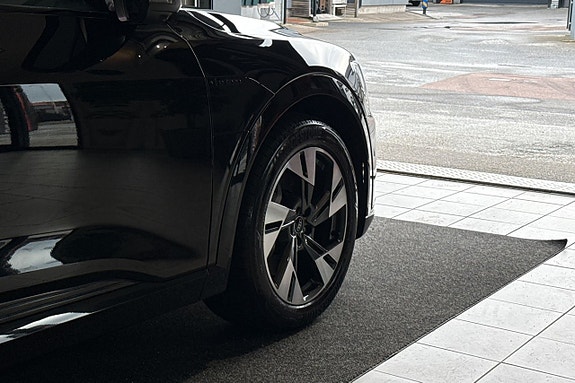 Audi Q8 e-tron 9 of 30