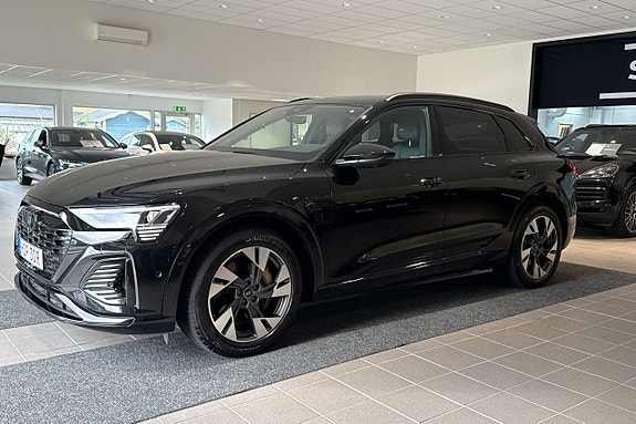 Audi Q8 e-tron 3 of 30