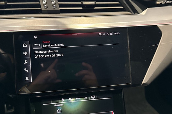 Audi Q8 e-tron 24 of 30