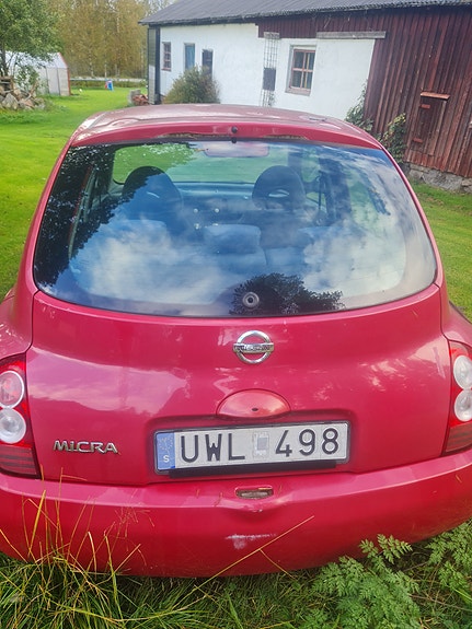 Nissan Micra 2 of 3