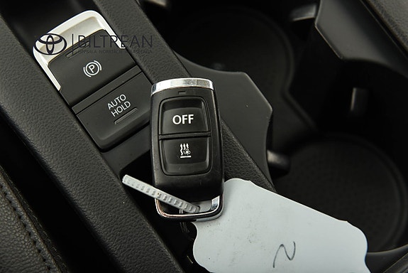 Volkswagen Passat 18 of 23