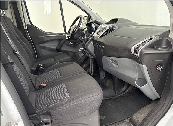 Ford Transit Custom 7 of 10