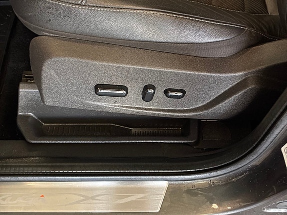 Ford Kuga 19 of 26