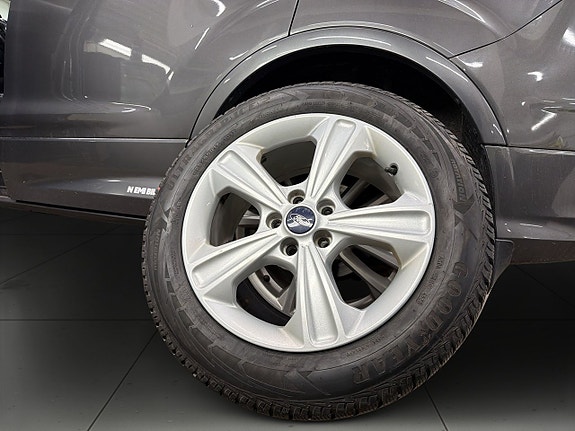 Ford Kuga 14 of 26