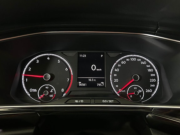 Volkswagen T-Cross 12 of 16
