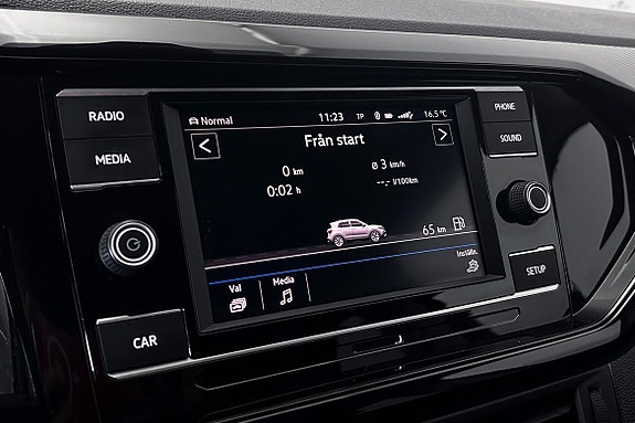 Volkswagen T-Cross 11 of 16