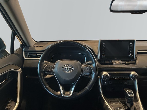 Toyota RAV4 11 of 12