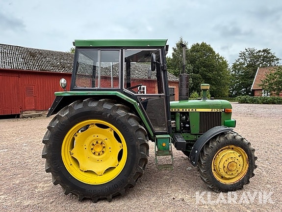 Traktor John Deere 2130 6 of 6