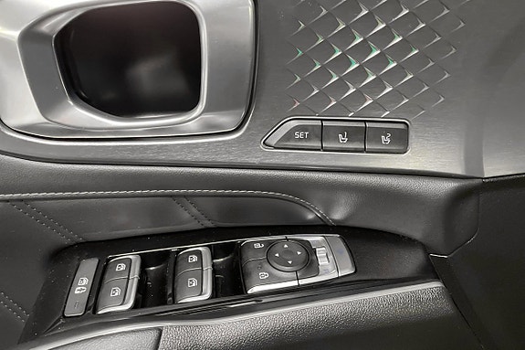 Kia Sorento 25 of 30