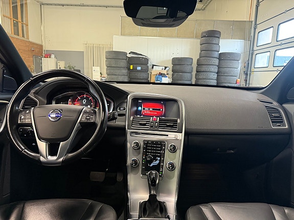 Volvo XC60 20 of 24