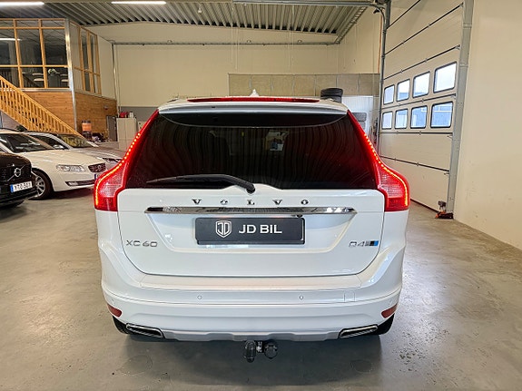 Volvo XC60 5 of 24