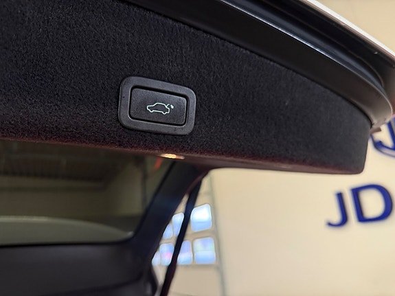 Volvo XC60 7 of 24