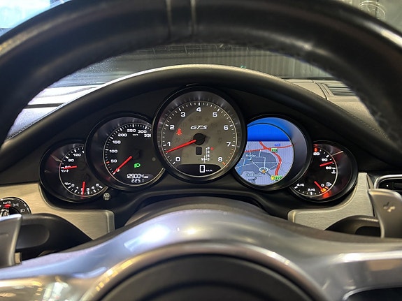 Porsche Panamera GTS 9 of 27