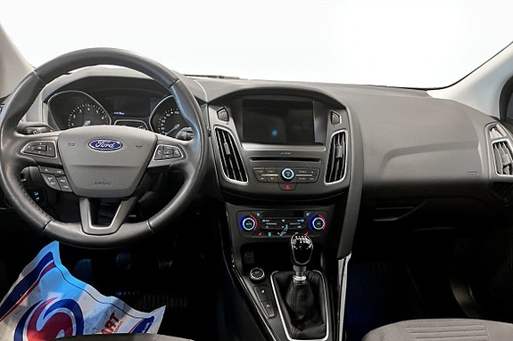 Ford Focus 7 of 18