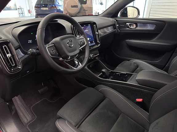 Volvo C40 12 of 21