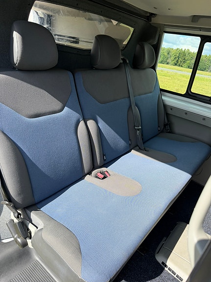 Renault Trafic 10 of 19