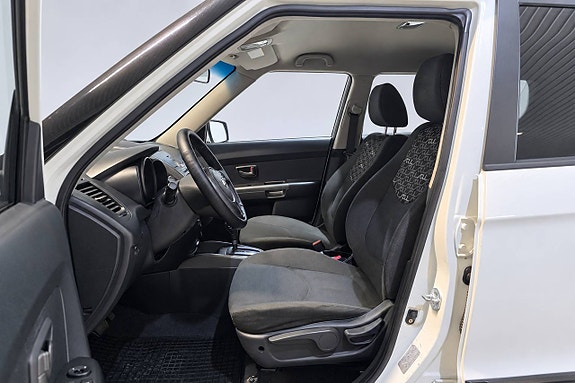 Kia Soul 12 of 27