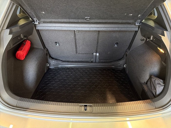Volkswagen Tiguan 8 of 24