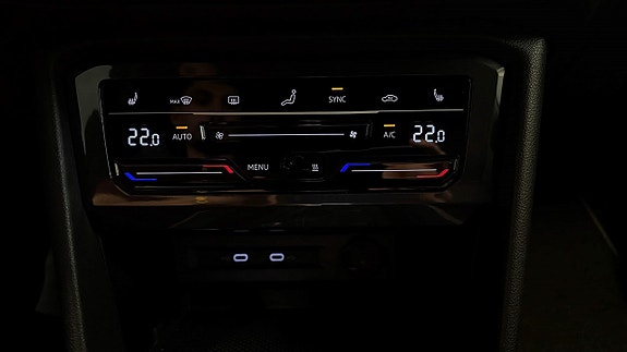 Volkswagen Tiguan 21 of 24