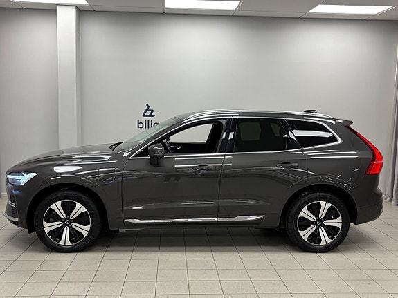 Volvo XC60 2 of 20